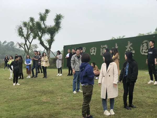 天东门窗团建活动 | 重点城市2021三月销售创历史新高！