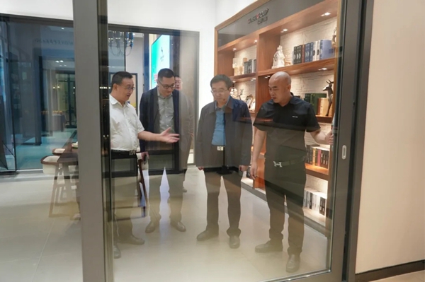 意群门窗迎接中国建筑系统门窗联盟领导一行莅临指导