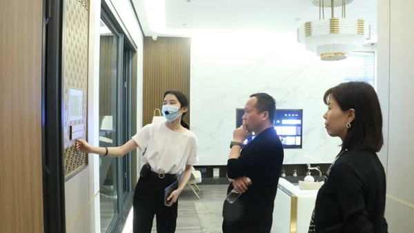 中装协设计委领导莅临BSPH宝思派智能家居考察指导工作 中装协设计委领导莅临BSPH宝思派智能家居考察指导工作