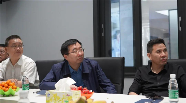 伊盾门窗：广东省门业协会、中国建筑系统门窗联盟领导莅临参观交流