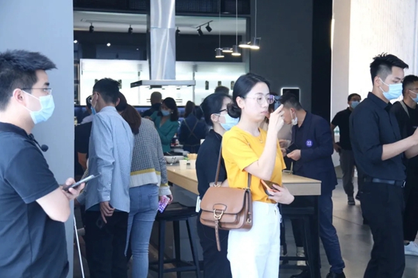 海量新品面市！玛格全屋定制新展厅首秀亮相引围观！