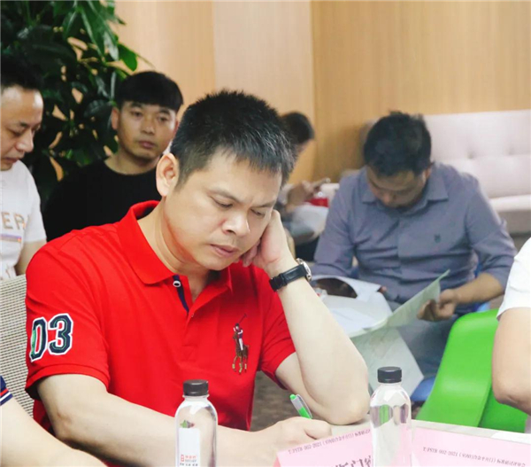 汉慕斯门窗加入《室内铝合金平开门》标准参编单位