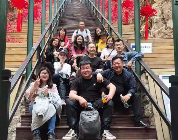 天东门窗团建活动 | 重点城市2021三月销售创历史新高！
