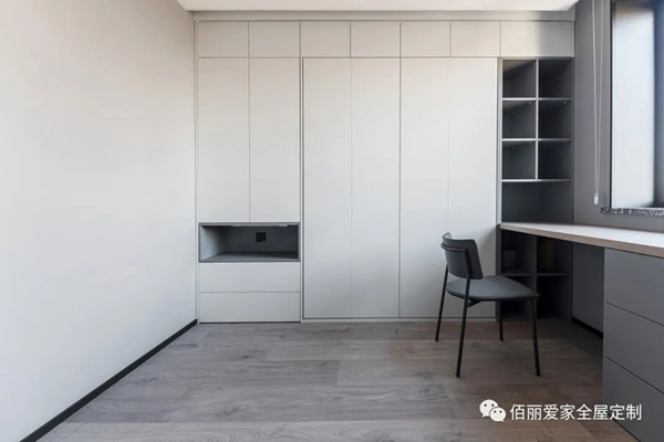 佰丽爱家全屋定制：110㎡现代简约风2居室