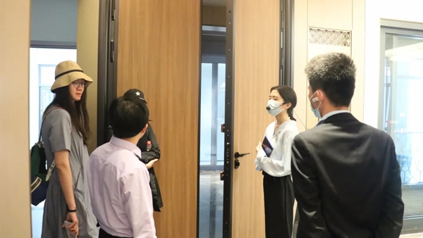 中管院五矿地产联合考察团造访BSPH宝思派智能家居 中管院五矿地产联合考察团造访BSPH宝思派智能家居