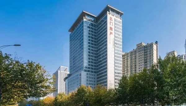 凤铝“金牌”经销马金凤：最好的共赢是相互成就