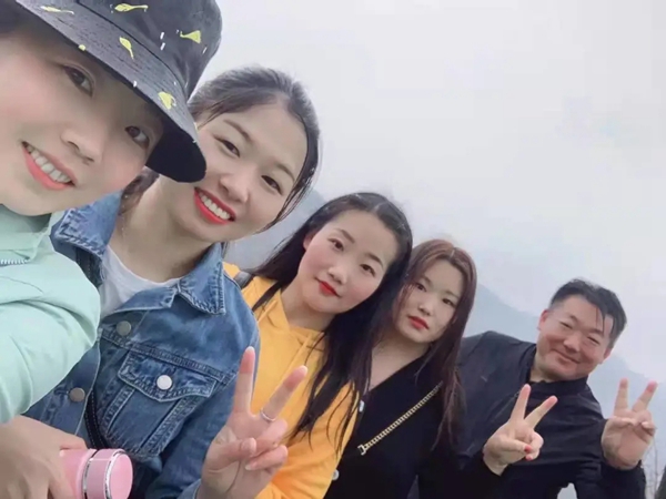 天东门窗团建活动 | 重点城市2021三月销售创历史新高！