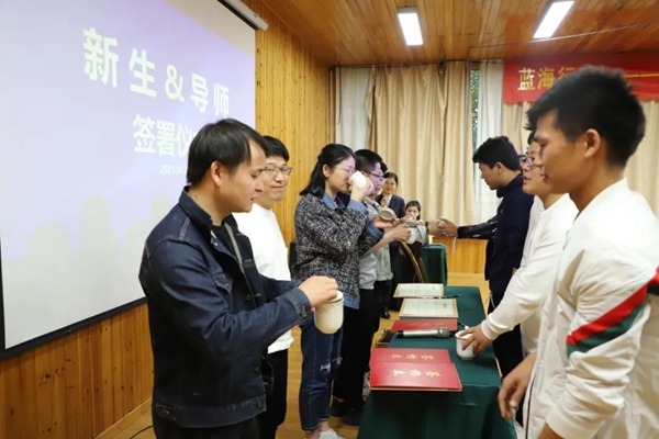 全度定制家居蓝海行动|拓展训练及全度招商誓师大会第二阶段启动会圆满落幕! 全度定制家居蓝海行动|拓展训练及全度招商誓师大会第二阶段启动会圆满落幕!
