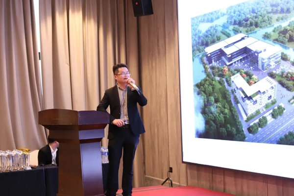 慕宸生活2021年一季总结二季计划暨2020年表彰大会圆满落幕