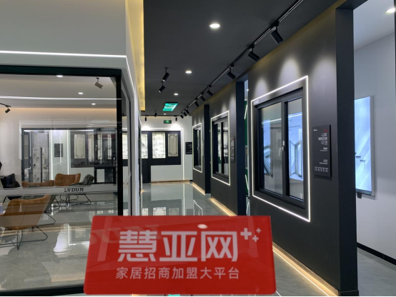绿盾中天系统门窗怎么样？慧亚考察团带您揭秘品牌实力