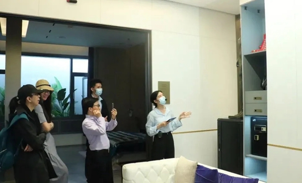 中管院五矿地产联合考察团造访BSPH宝思派智能家居