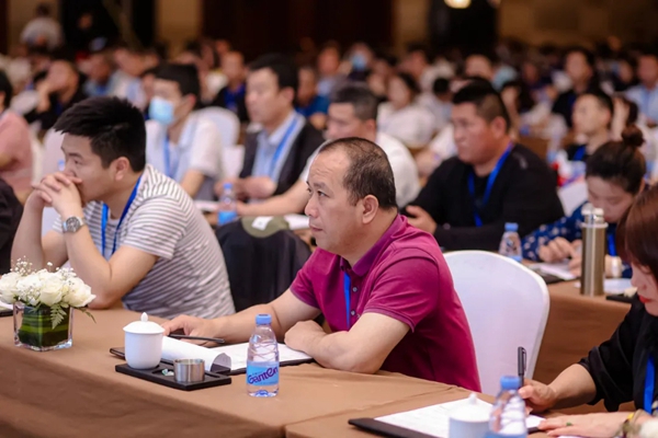 亿合门窗第十三届战略合作伙伴峰会暨新品全球发布会圆满落幕
