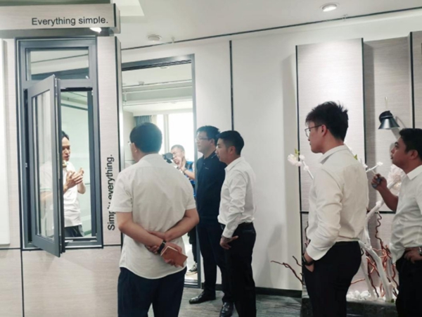 VBH威必驰五金携手博森特门窗系统达成战略合作，共谋增长！