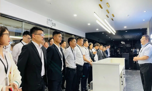 敬邀不凡 与你共创 | 与德技优品门窗一起, 造梦也造家
