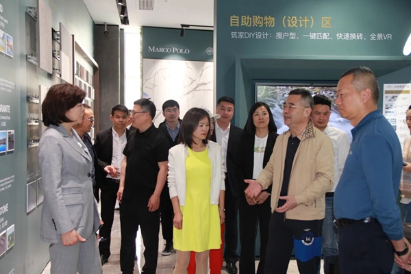 唯美集团一行莅临马可波罗陶瓷杭州市场一线调研