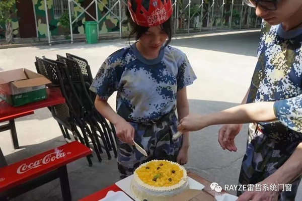 雷哲系统门窗2021年首届户外拓展训练圆满结束！