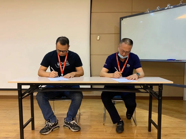 劳卡全屋定制|安全生产责任状签订仪式 劳卡全屋定制|安全生产责任状签订仪式