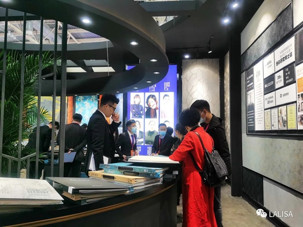 莱丽莎壁布从新定义家居美学——人间无墙