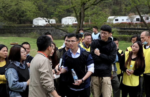 洛卡博门窗丨以训促战，洛卡博赢战2021！