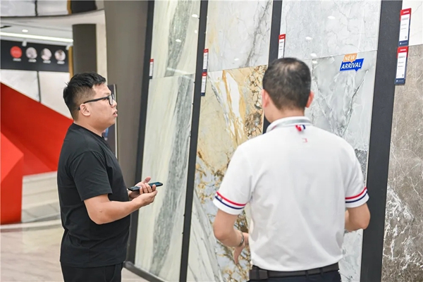 金科陶瓷新装展厅 沉浸式岩板空间体验