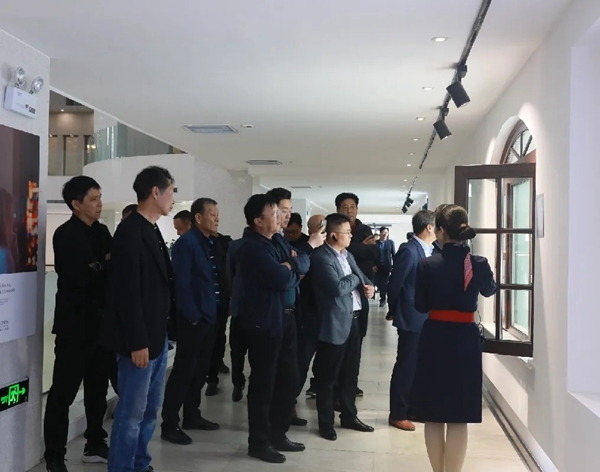 欢迎新乡市墙体材料行业协会领导莅临科饶恩考察交流！