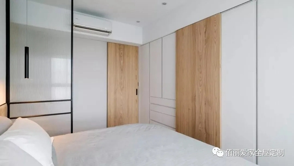佰丽爱家全屋定制|现在最流行“挖墙”装衣橱！