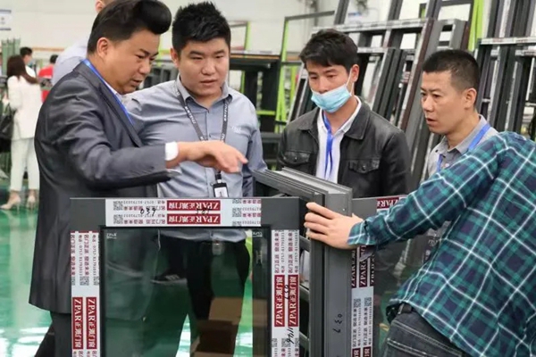 正派门窗2021财富峰会暨品牌升级发布圆满成功