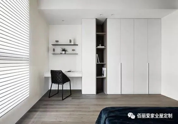 佰丽爱家全屋定制|现在最流行“挖墙”装衣橱！