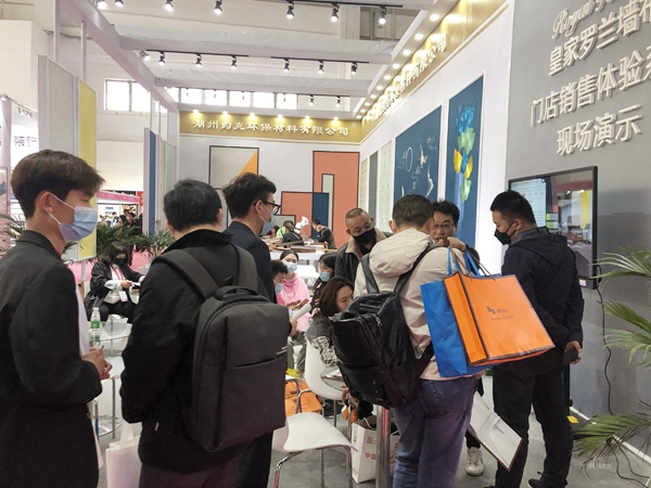 北京墙纸墙布展|皇家罗兰墙布谷子良：全面推广全屋实景软件