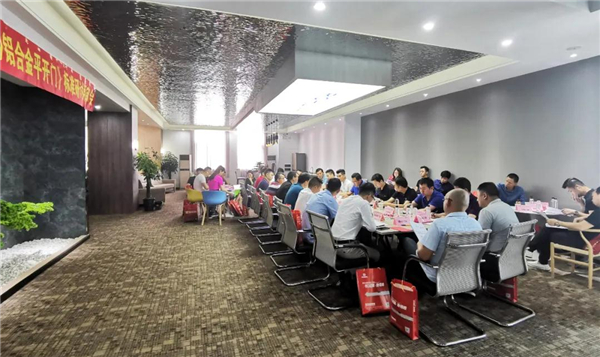 汉慕斯门窗加入《室内铝合金平开门》标准参编单位