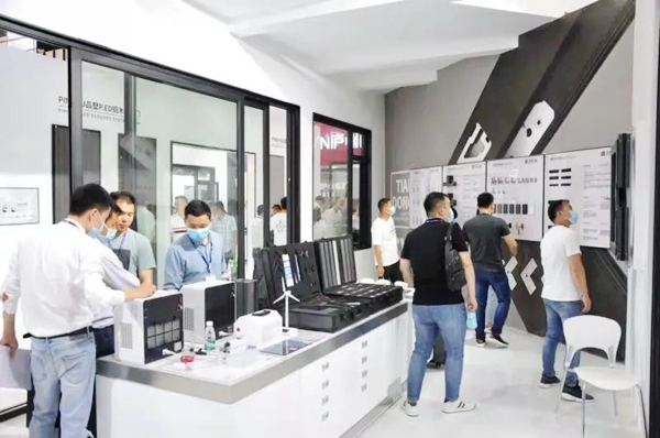 南京展会正在进行时 | 天东门窗带您一览现场盛况 南京展会正在进行时 | 天东门窗带您一览现场盛况