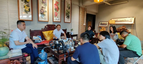 张熳红副会长等领导走访帘创优家总部 张熳红副会长等领导走访帘创优家总部