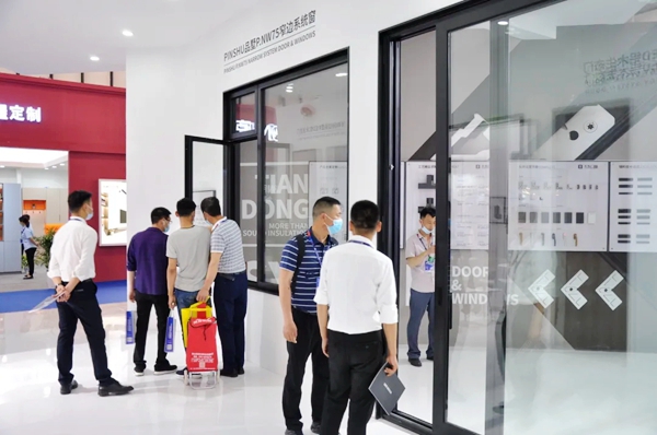 南京展会正在进行时 | 天东门窗带您一览现场盛况 南京展会正在进行时 | 天东门窗带您一览现场盛况