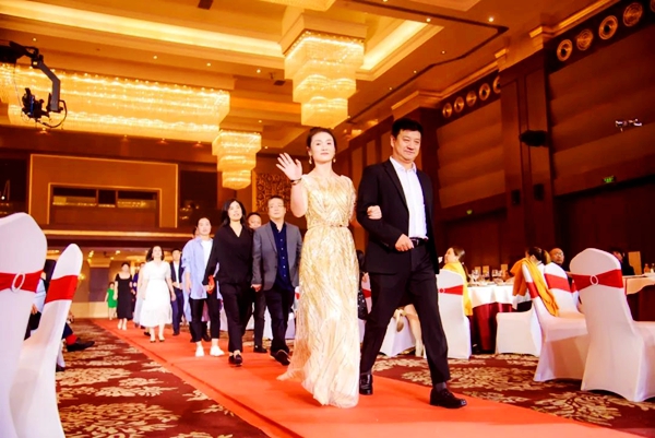 一米阳光门窗全球峰会暨15周年庆典启动第二季5.15爱家日