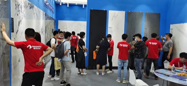 雪狼瓷砖【科技蓝】现代轻奢馆惊艳厦门国际石材展