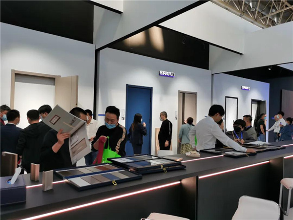 金纳莱家居重磅出击北京门业展 先睹为快 金纳莱家居重磅出击北京门业展 先睹为快