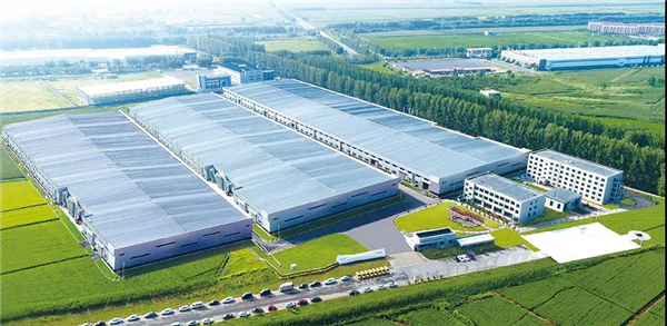 三峰家居斩获金菠萝奖“消费者喜爱 木门十大品牌”称号
