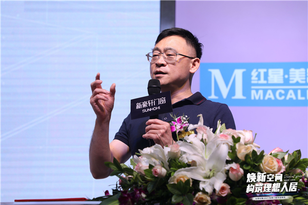新豪轩门窗全国首家1500㎡直营店落户武汉，创行业典范！
