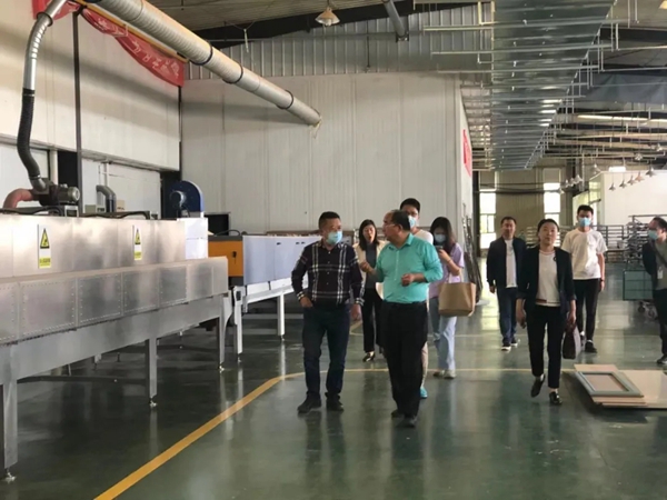 华泰龙橱柜举行首批招商说明会