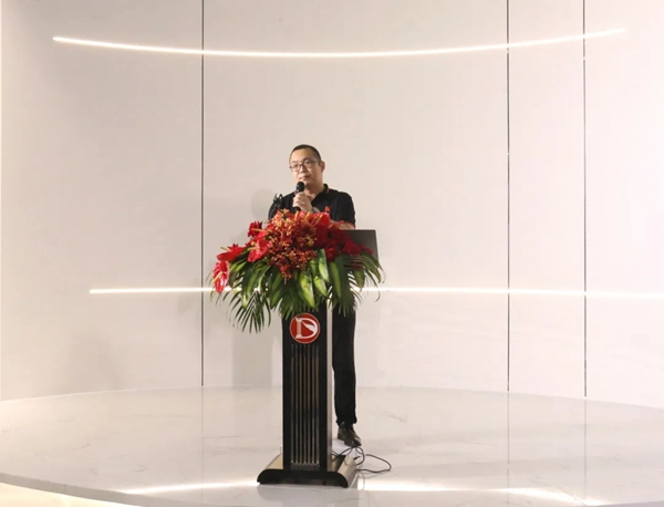 德诺特墅质臻品门新品发布会：耀出·新境界