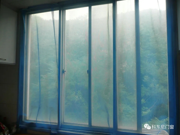 科东尼门窗二合一平开窗，让你一“夏”无蚊！