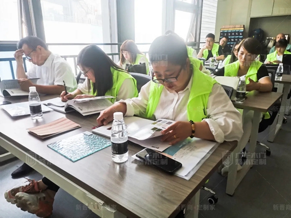 广千木门整木定制商学院2105班金牌店长特训营圆满结束 广千木门整木定制商学院2105班金牌店长特训营圆满结束