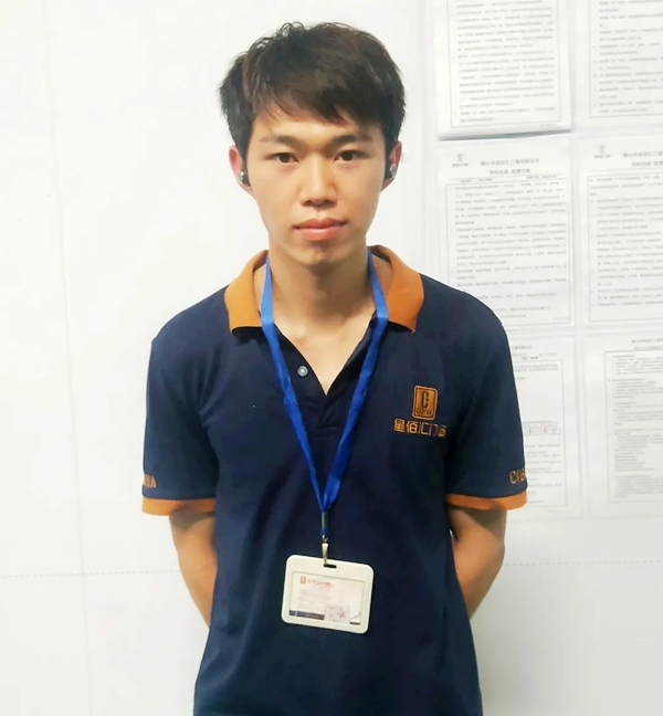 星佰汇门窗丨4月份各部门绩效考核执行与优秀员工颁奖