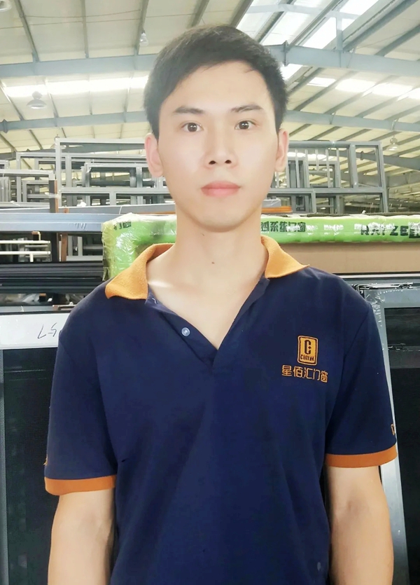 星佰汇门窗丨4月份各部门绩效考核执行与优秀员工颁奖
