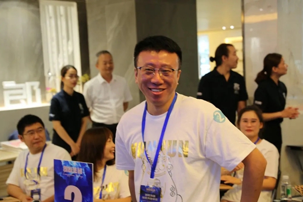 致胜终端 | 第一届金牌店长颁奖典礼，让荣誉实至名归