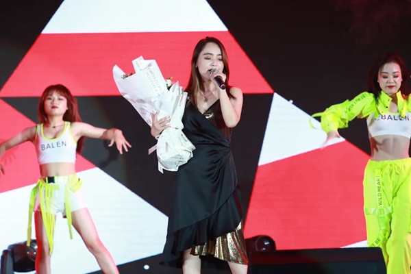 “星服务 赢未来”雅之轩门窗群星演唱会盛典圆满举行! “星服务 赢未来”雅之轩门窗群星演唱会盛典圆满举行!