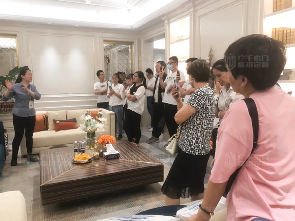 广千木门整木定制商学院2105班金牌店长特训营圆满结束 广千木门整木定制商学院2105班金牌店长特训营圆满结束