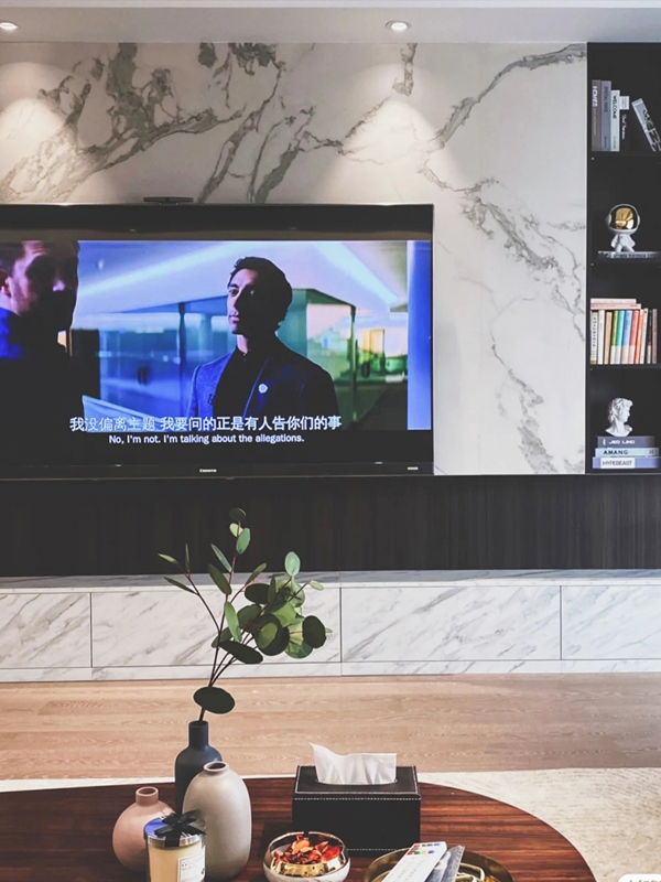 我乐整体厨柜：混搭极简风，把浪漫留在家中