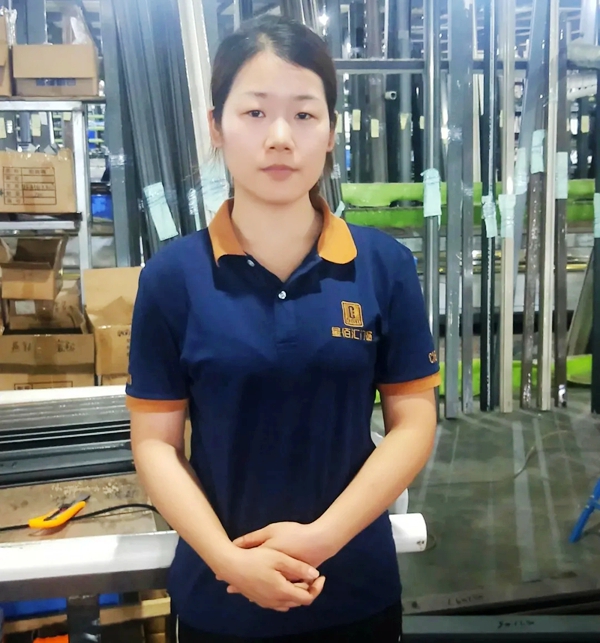 星佰汇门窗丨4月份各部门绩效考核执行与优秀员工颁奖