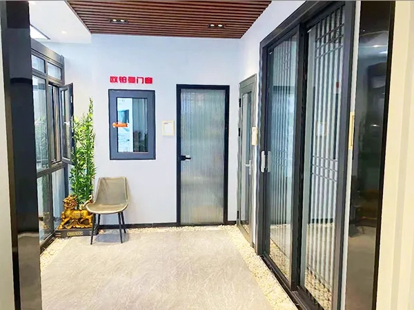 走进欧铂曼门窗常德专卖店，领略空间美学